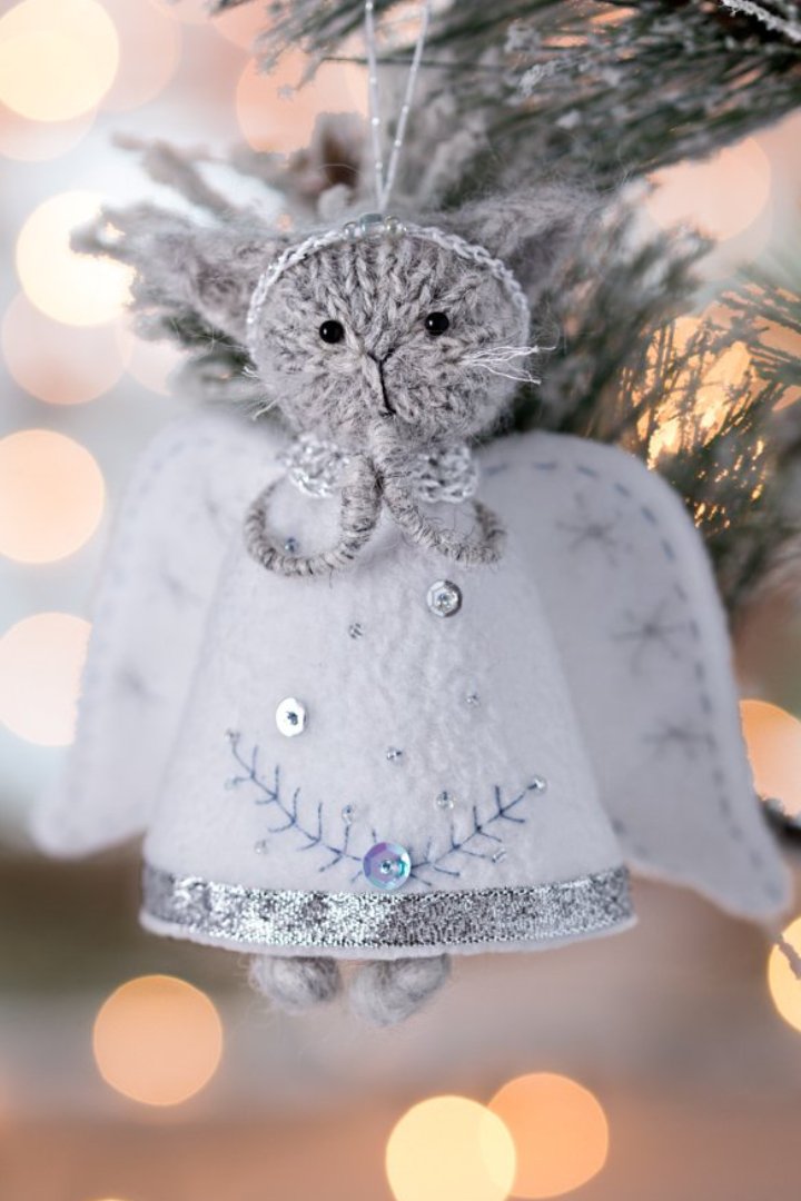 Christmas Angel Cat ornament